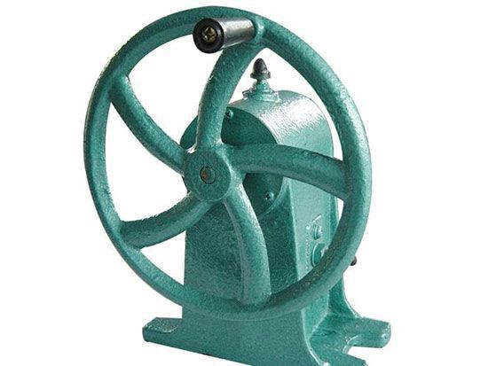 手搖抽氣機(jī).jpg